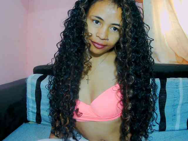 prettygirls11 webcam