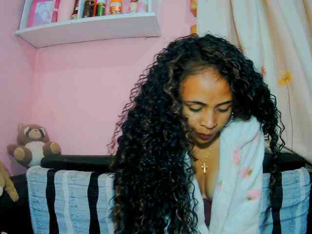 prettygirls11 webcam