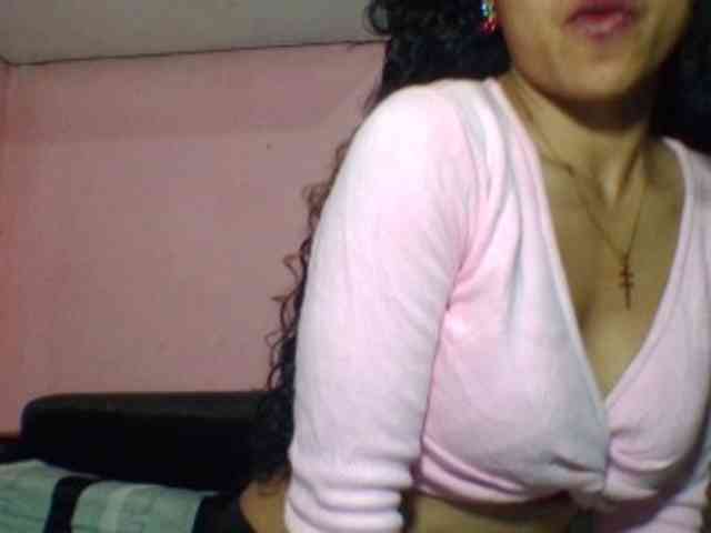 prettygirls11 webcam