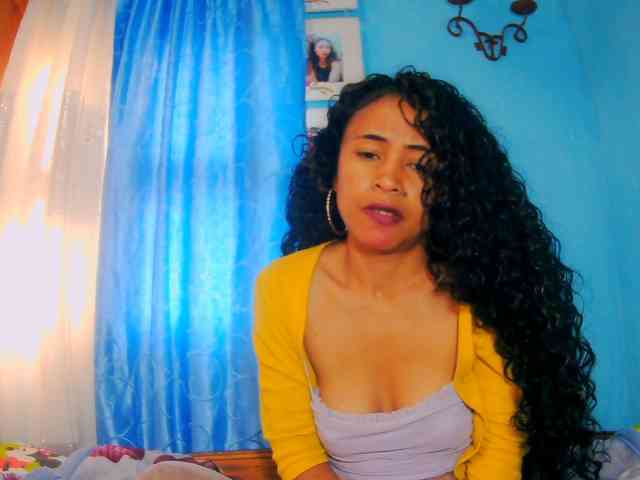 prettygirls11 webcam