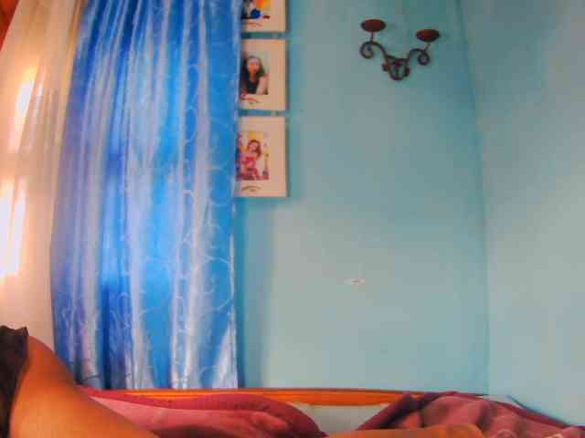 prettygirls11 webcam