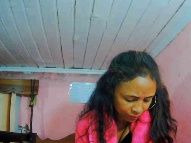 prettygirls11 webcam