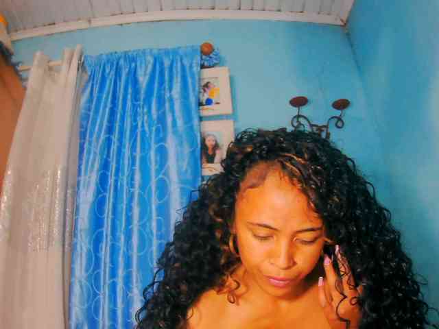 prettygirls11 webcam