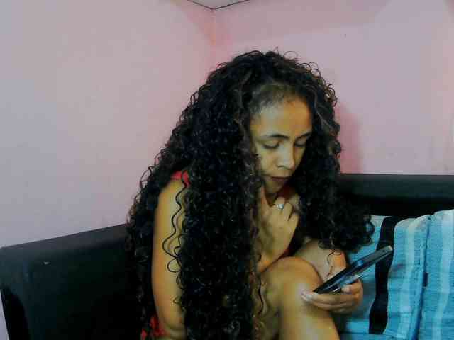 prettygirls11 webcam