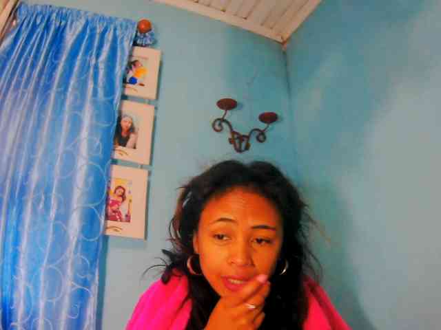 prettygirls11 webcam