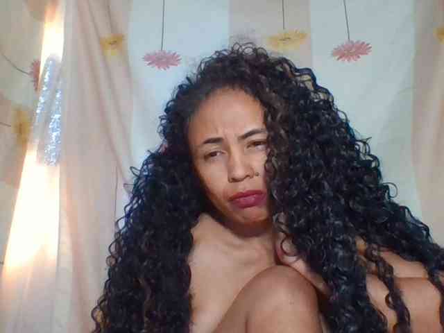 prettygirls11 webcam