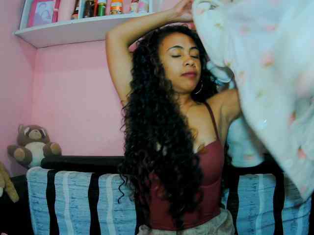 prettygirls11 webcam