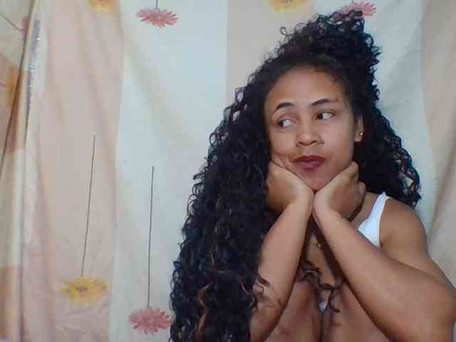 prettygirls11 webcam