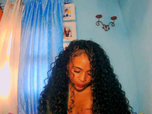 prettygirls11 webcam