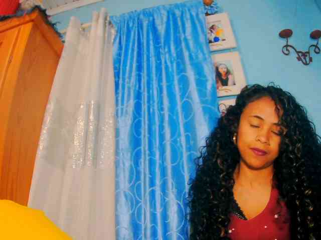 prettygirls11 webcam