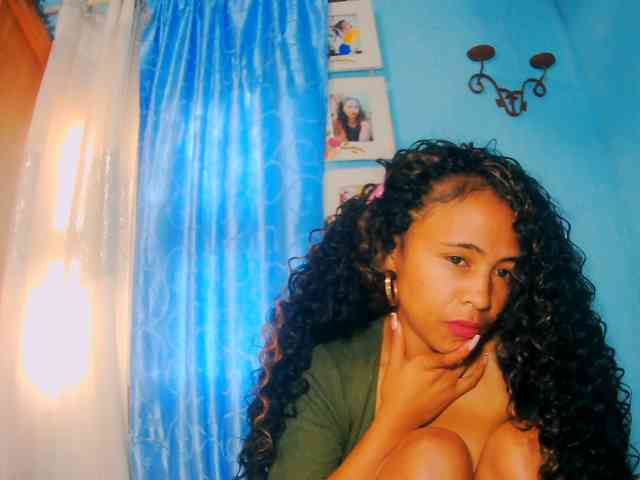 prettygirls11 webcam