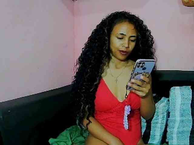 prettygirls11 webcam