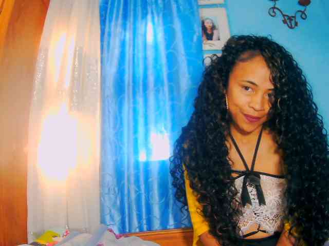 prettygirls11 webcam