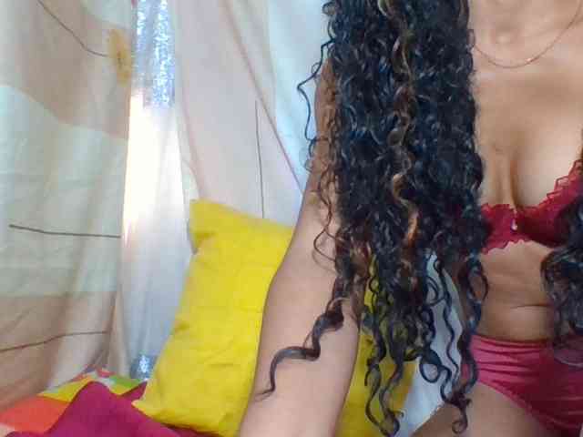 prettygirls11 webcam