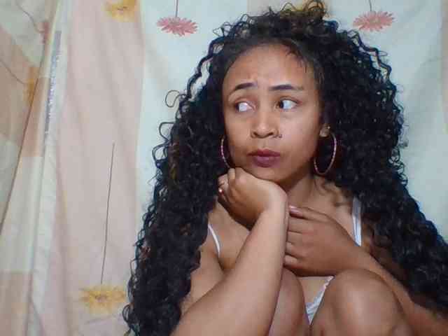prettygirls11 webcam