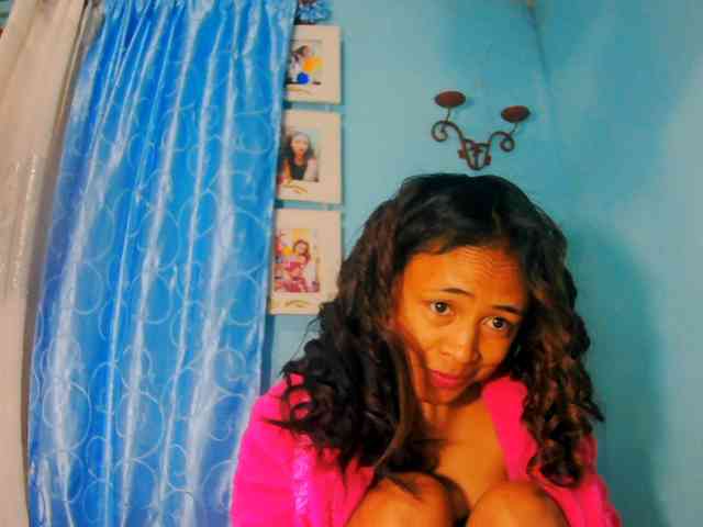 prettygirls11 webcam