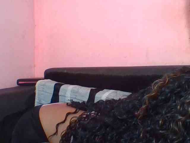 prettygirls11 webcam