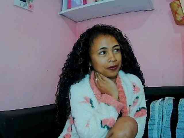 prettygirls11 webcam