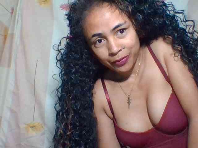 prettygirls11 webcam