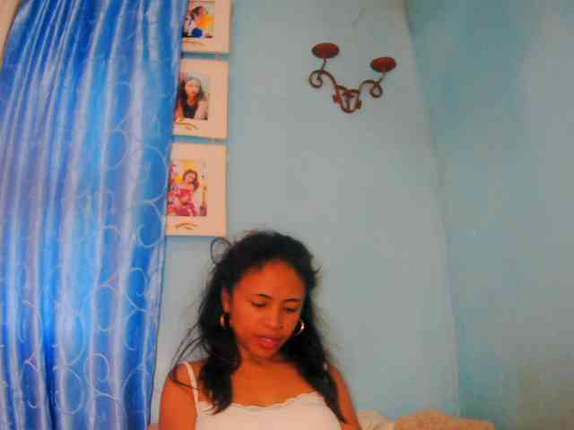 prettygirls11 webcam