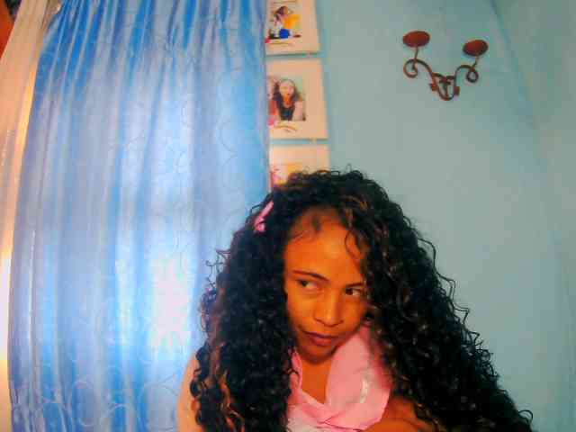 prettygirls11 webcam