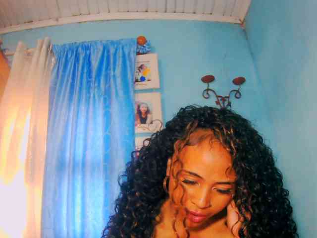prettygirls11 webcam