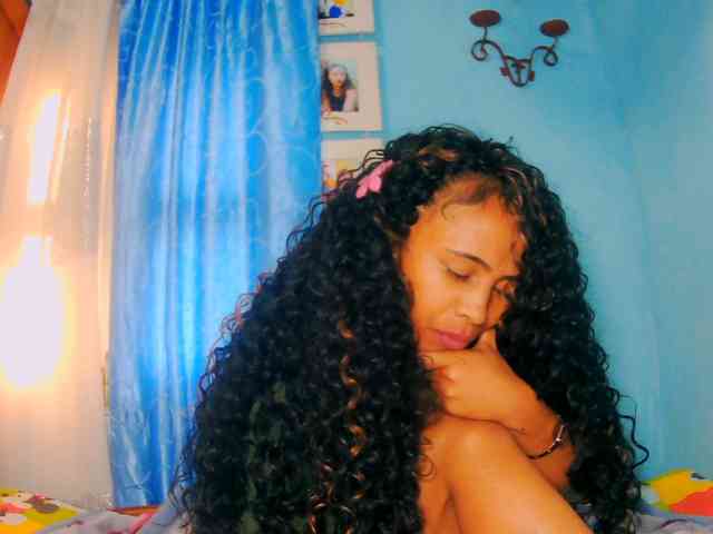 prettygirls11 webcam