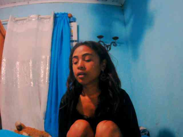 prettygirls11 webcam