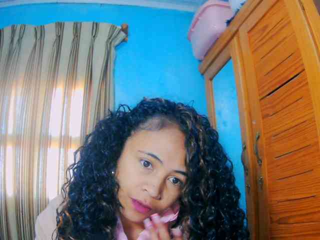 prettygirls11 webcam
