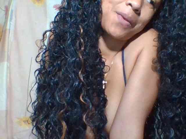 prettygirls11 webcam
