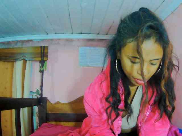 prettygirls11 webcam