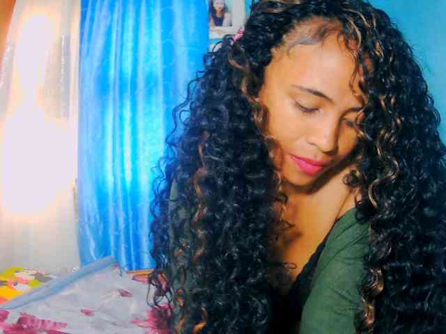 prettygirls11 webcam