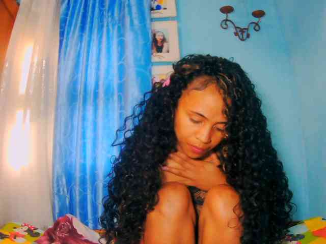 prettygirls11 webcam