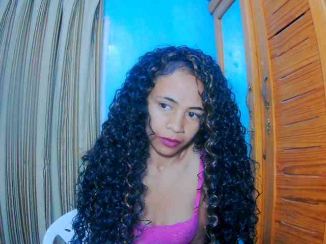 prettygirls11 webcam