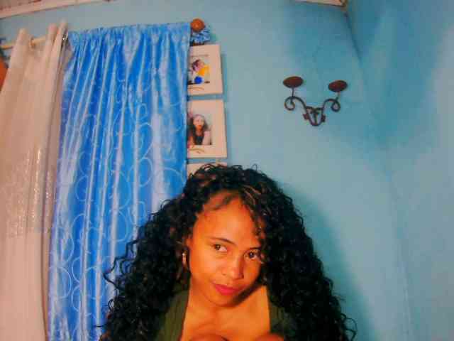 prettygirls11 webcam