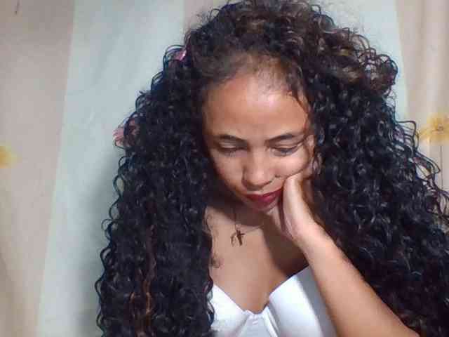 prettygirls11 webcam