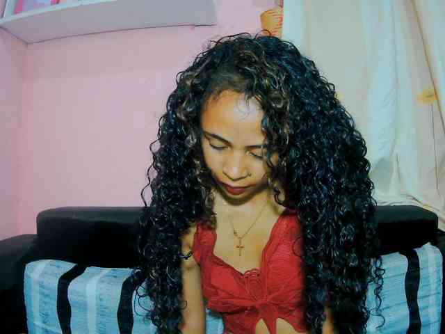 prettygirls11 webcam