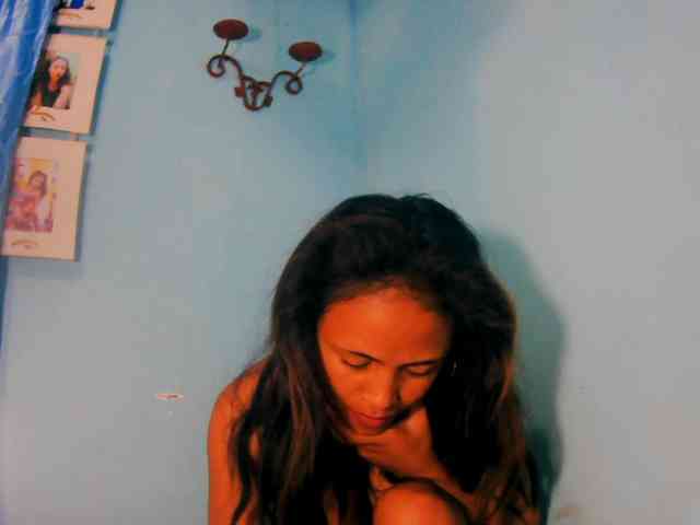 prettygirls11 webcam