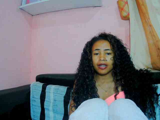 prettygirls11 webcam