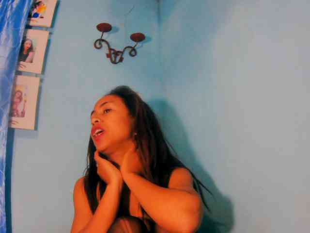 prettygirls11 webcam