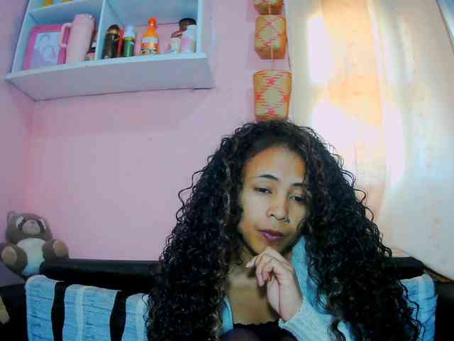 prettygirls11 webcam