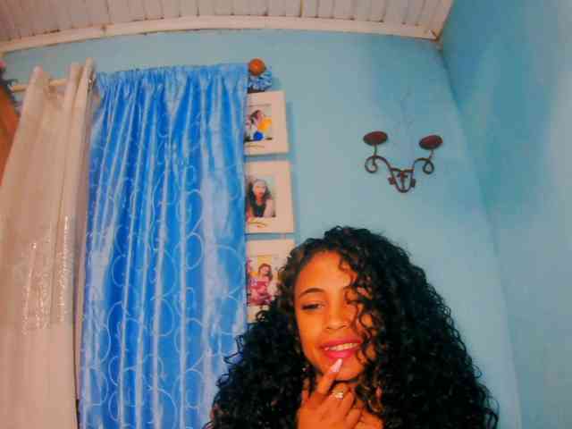 prettygirls11 webcam