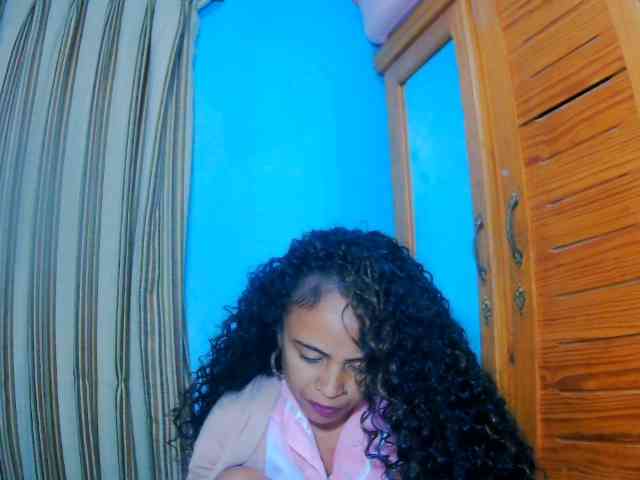 prettygirls11 webcam