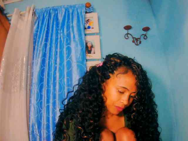 prettygirls11 webcam