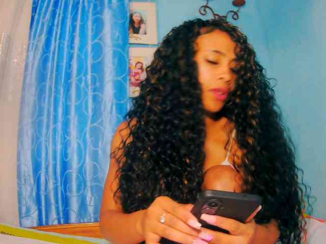 prettygirls11 webcam