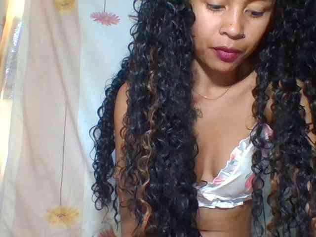 prettygirls11 webcam