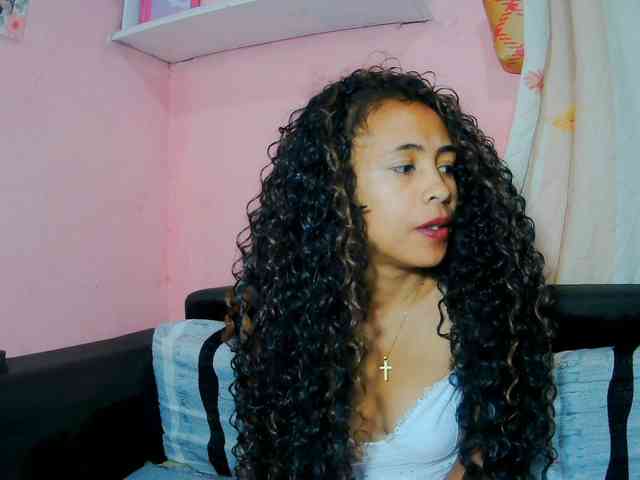 prettygirls11 webcam