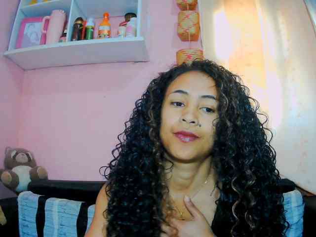 prettygirls11 webcam