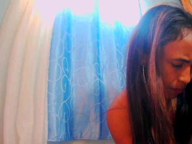 prettygirls11 webcam