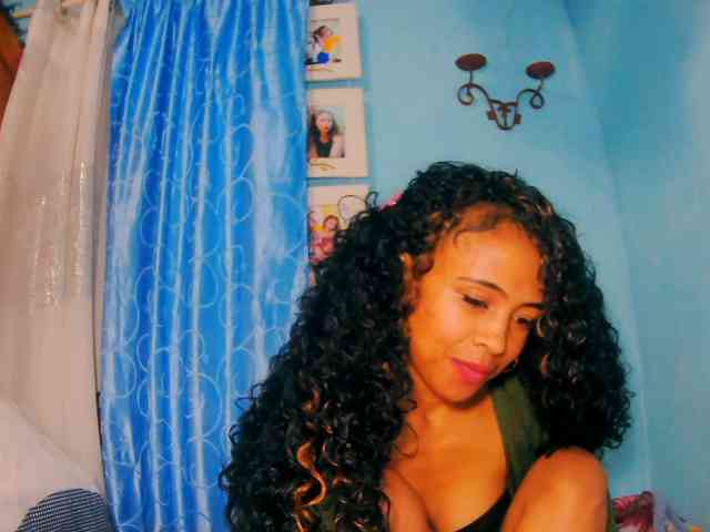 prettygirls11 webcam